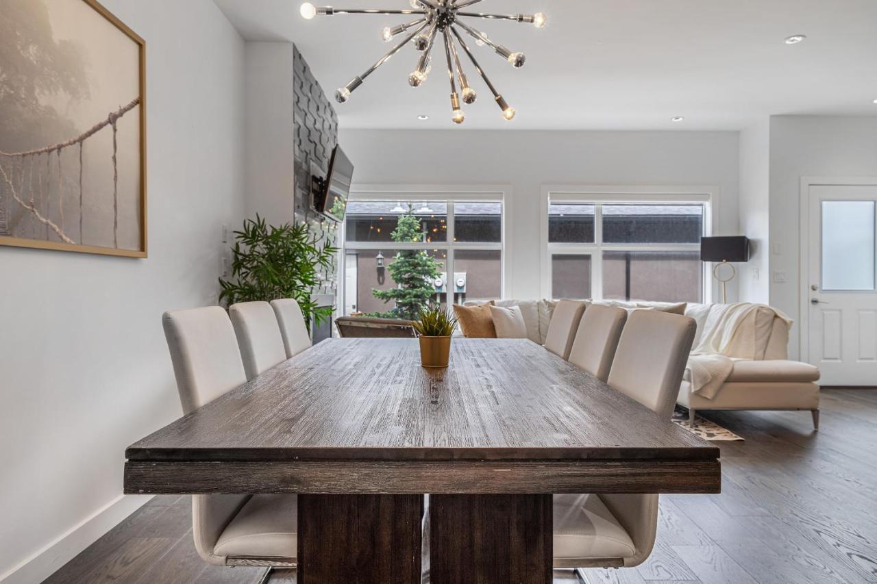 Contemporary Luxury 4 Bedroom House Near Downtown Calgary Bagian luar foto