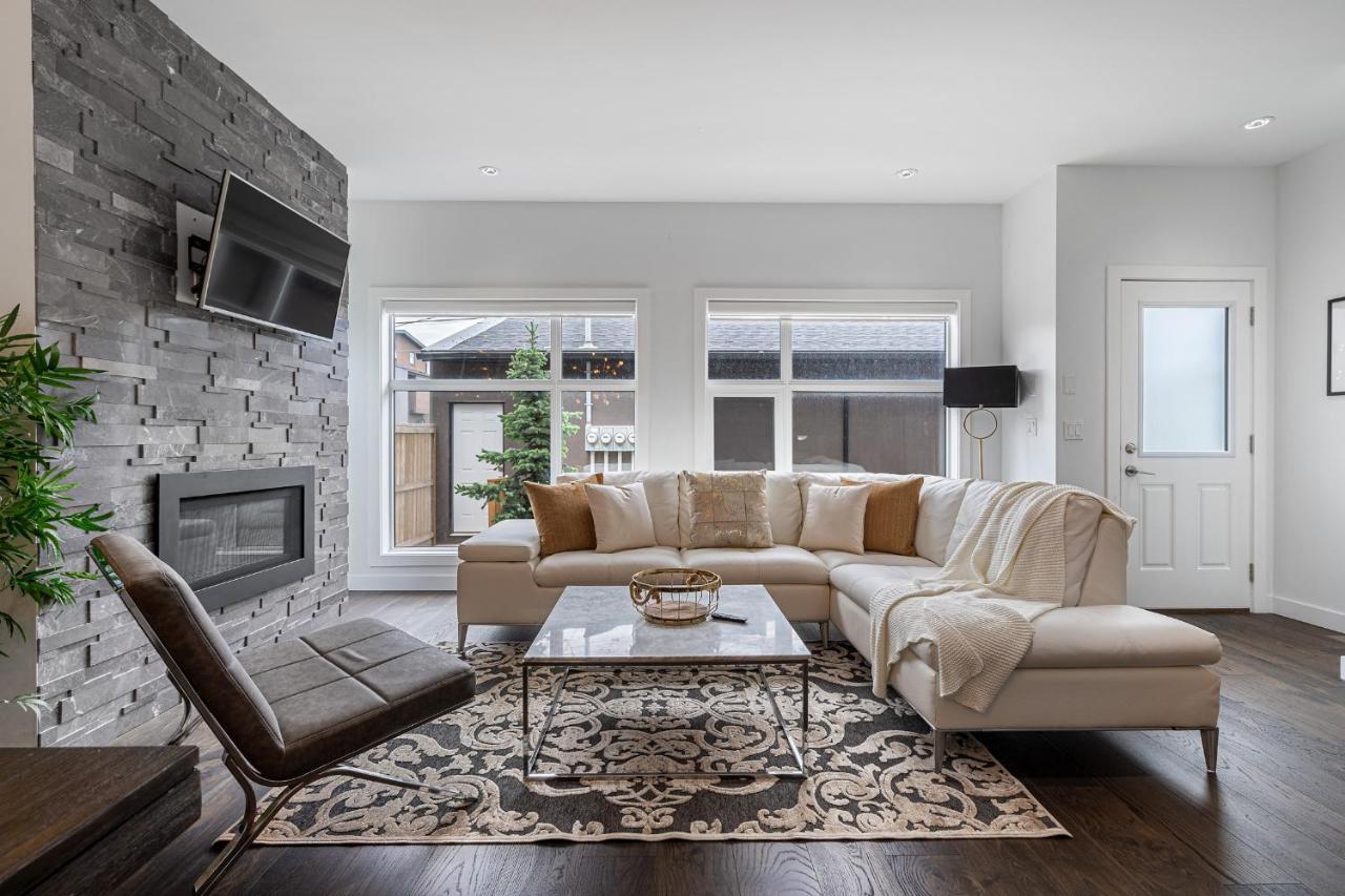 Contemporary Luxury 4 Bedroom House Near Downtown Calgary Bagian luar foto